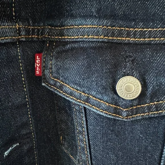 Levis Dark Wash Large Blue Denim Jacket  NWT - Picture 5 of 16